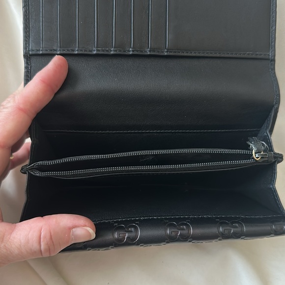 GUCCI 🖤Guccisima Double flap leather wallet Authentic Rare GG Beautiful - Picture 6 of 16